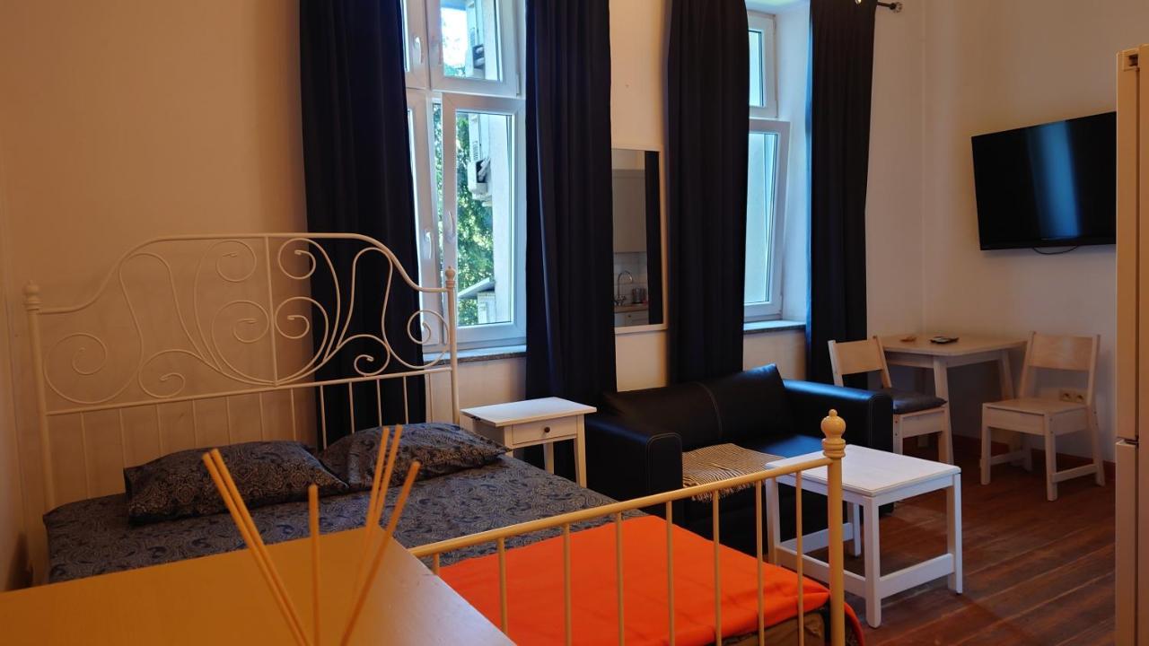 Apartamenty Przy Stonehenge Sosnowiec Eksteriør billede
